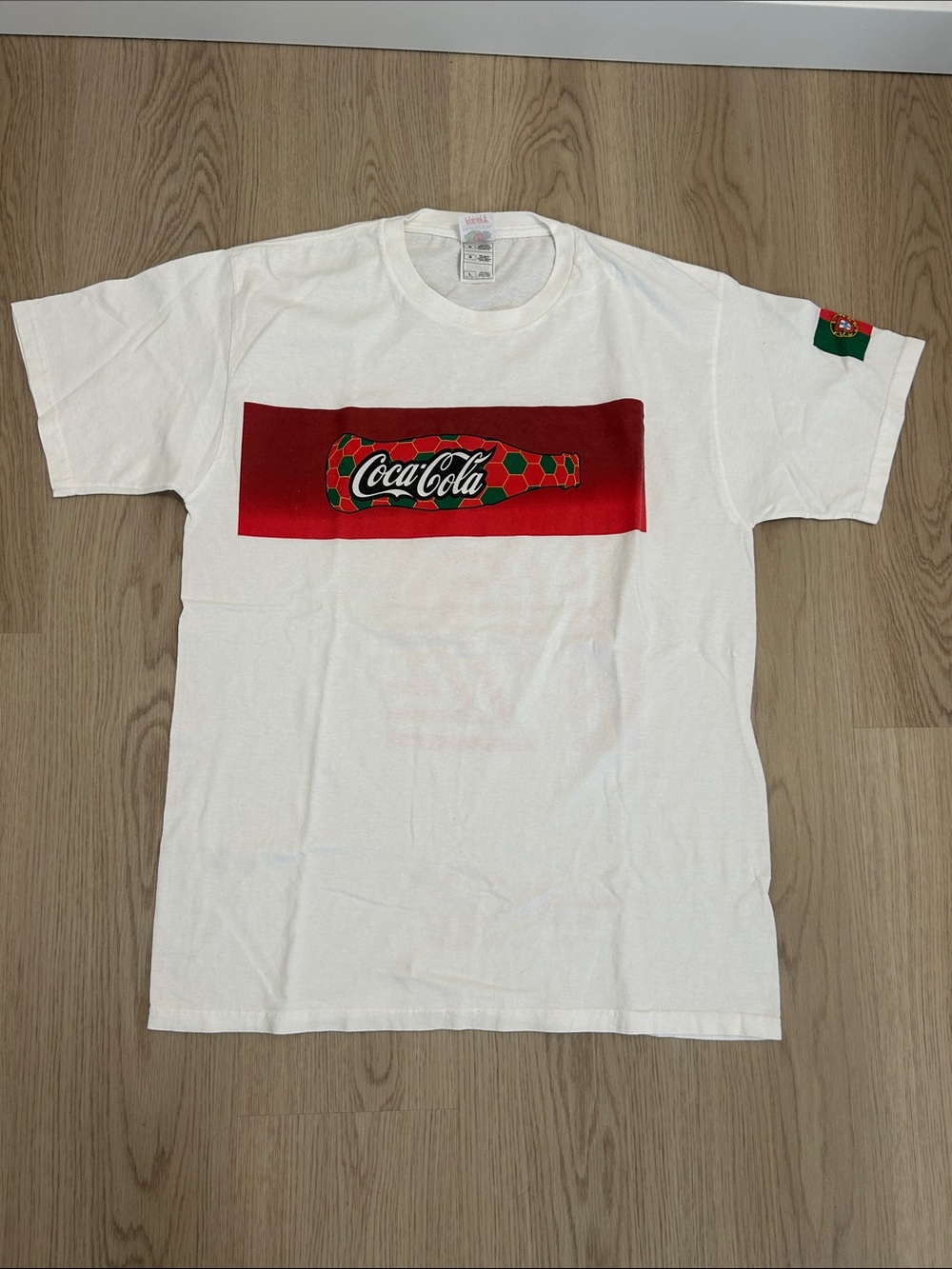 Y2K Portugal World Cup futból soccer Coca Cola white tee w/bottle graphic
